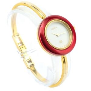 Gucci Bezel Change Women's Watch in Gold with 3 basels